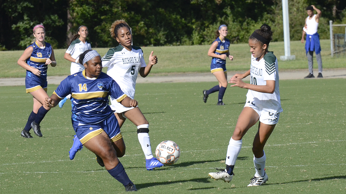 Women's Soccer Inaugural Season Ends on a High Note